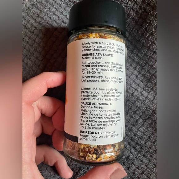 NOT AVAILABLE AND I CANT DELETE ADD - Picture 2 of 3